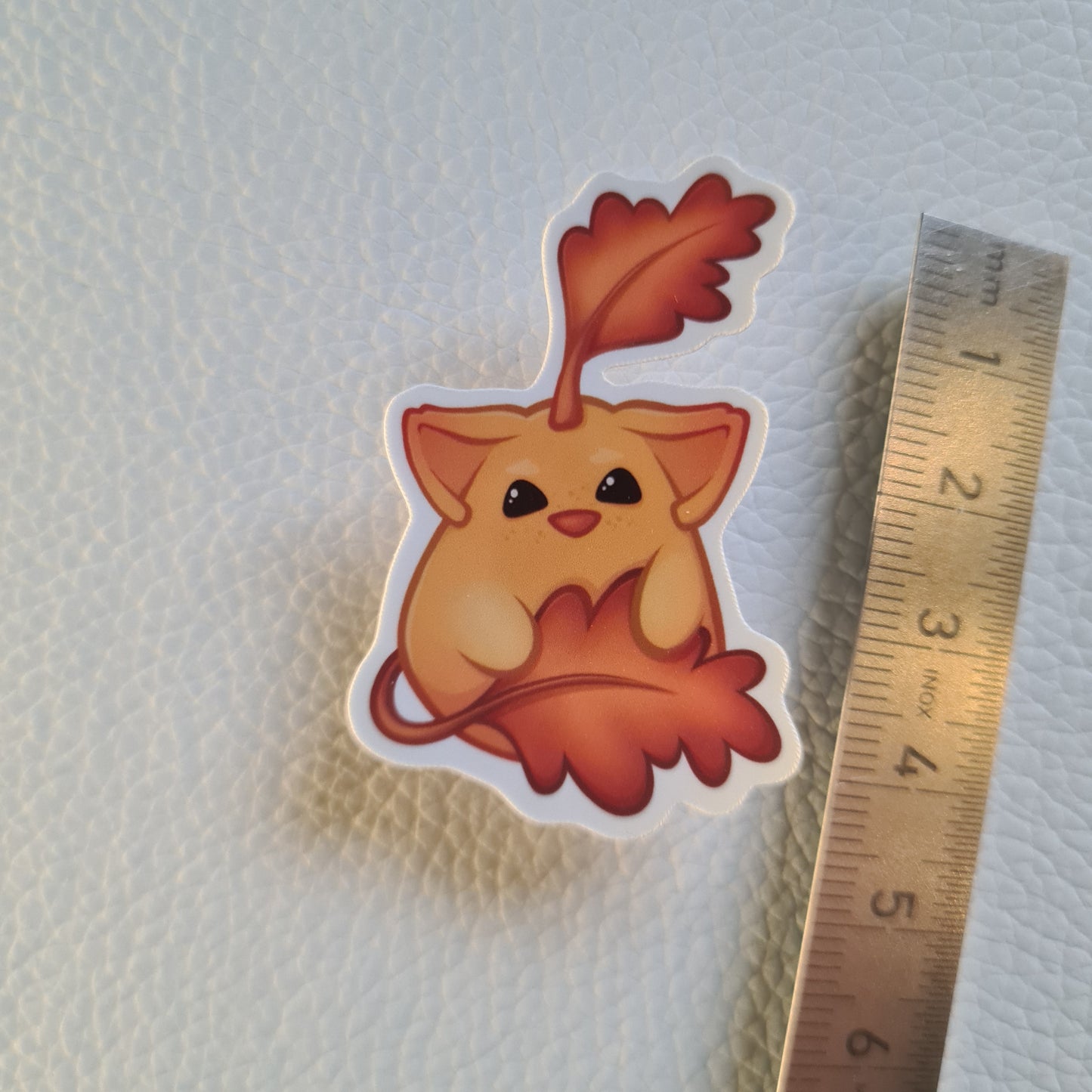 Bloob Katze Sticker - orange/gelbes Blatt